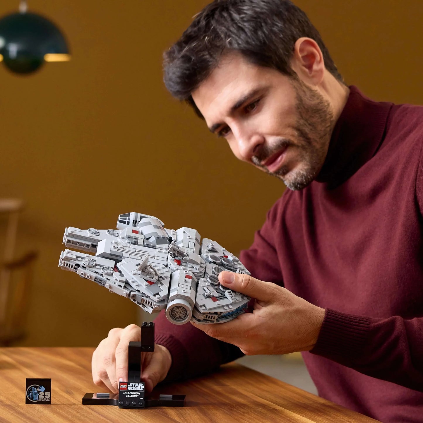 Millennium Falcon™ - 75375