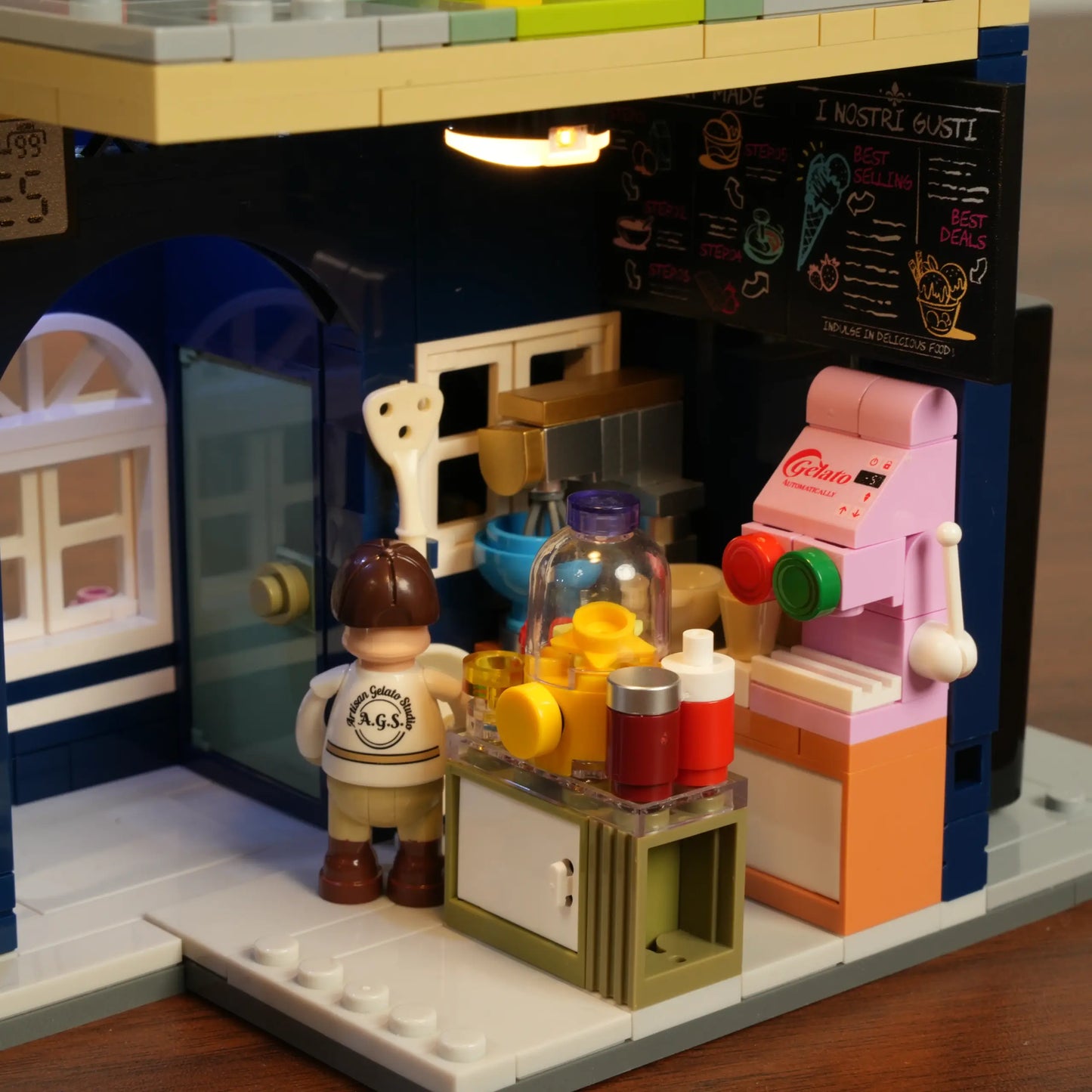 Lumibricks 15005 / F9078 - Gelato Store - Eisdiele