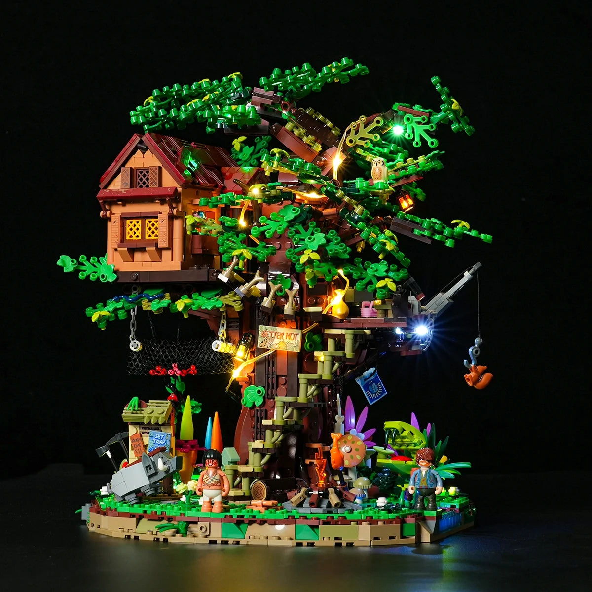 Lumibricks 10016 - Explorer Treehouse