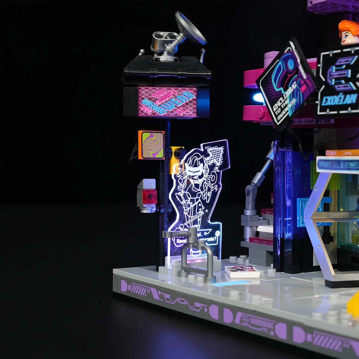 Lumibricks 17007 / L9118 - Cyber Couture Galleria - Cyber Couture Gallerie
