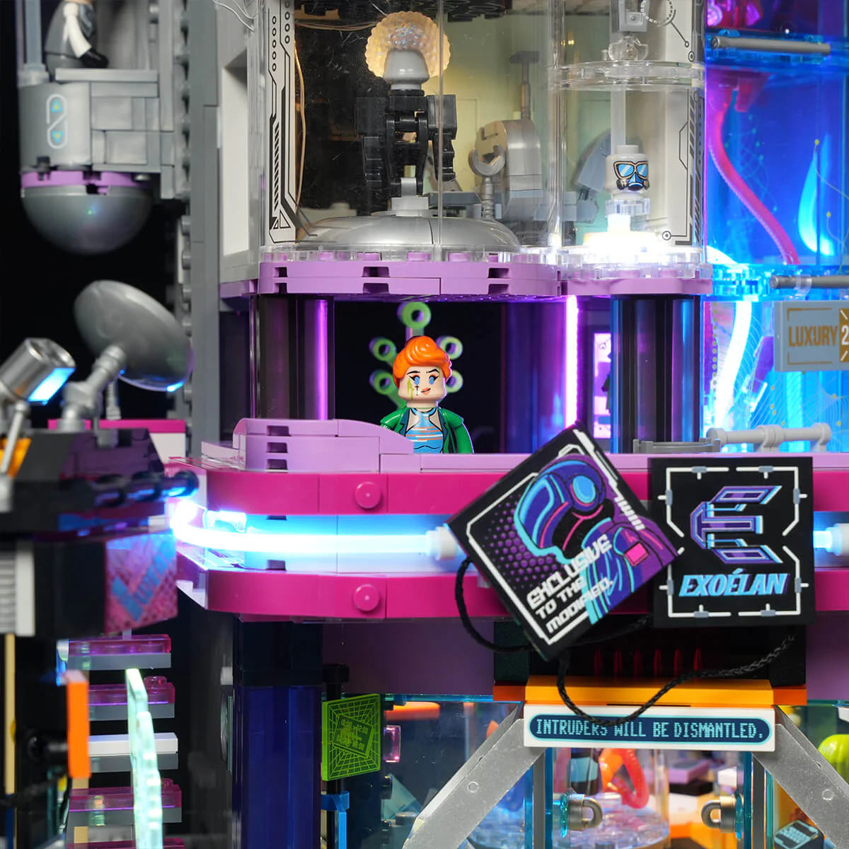 Lumibricks 17007 / L9118 - Cyber Couture Galleria - Cyber Couture Gallerie