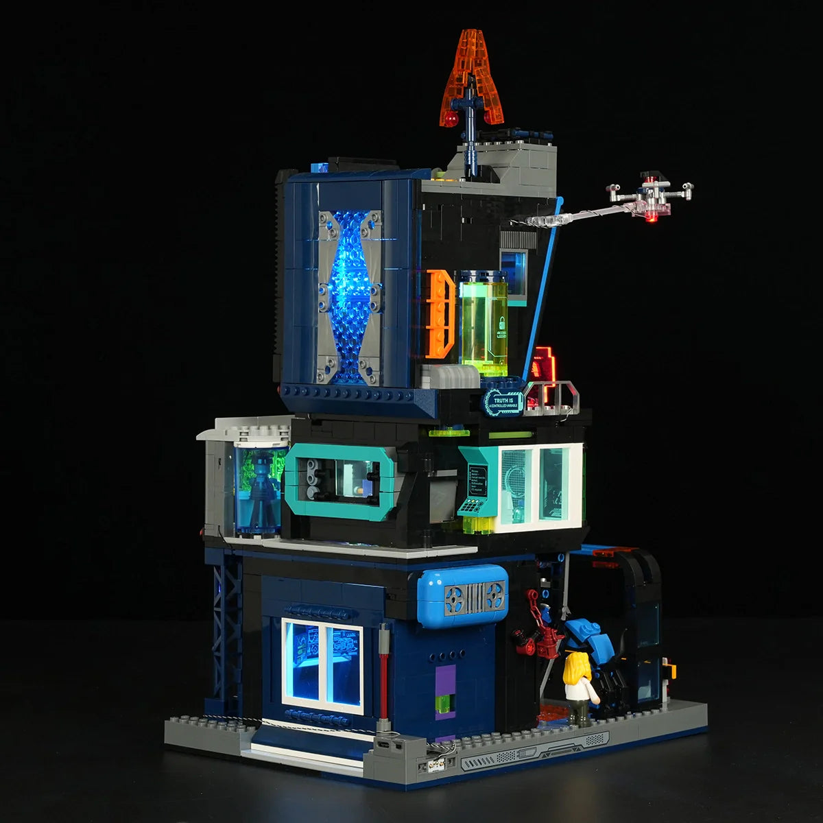Lumibricks 17009 - Cyberpunk Police HQ - Cyberpunk Polizei-Hauptquartier