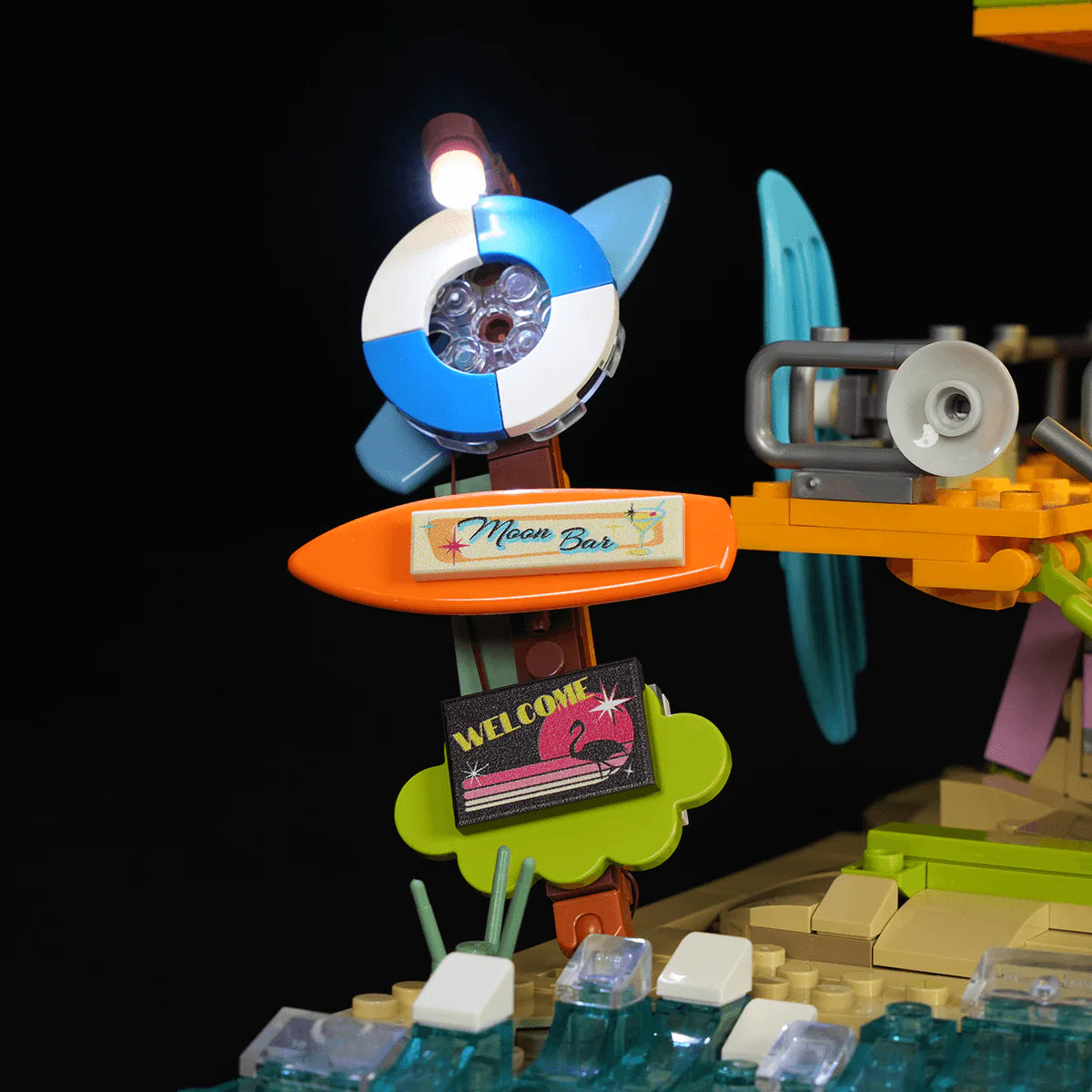 Lumibricks 18008 - Beach Lifeguard Tower - Strandrettungsturm