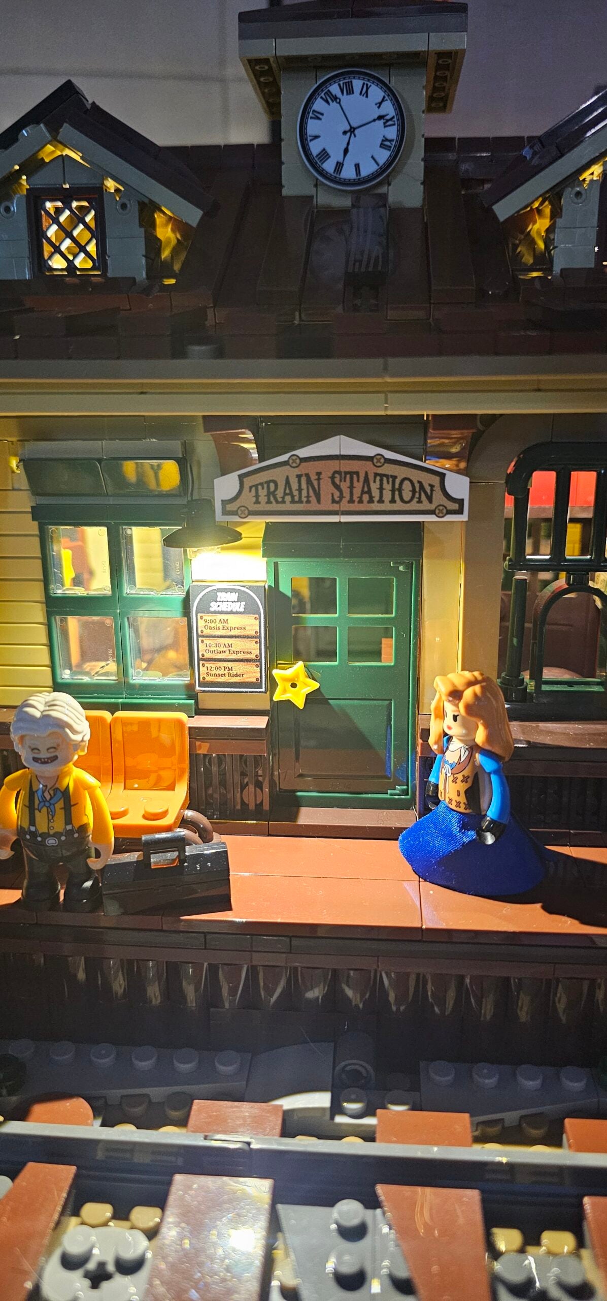 Lumibricks 14004 / F9039 - West Train Station - Bahnhof des Wilden Westens -USED-