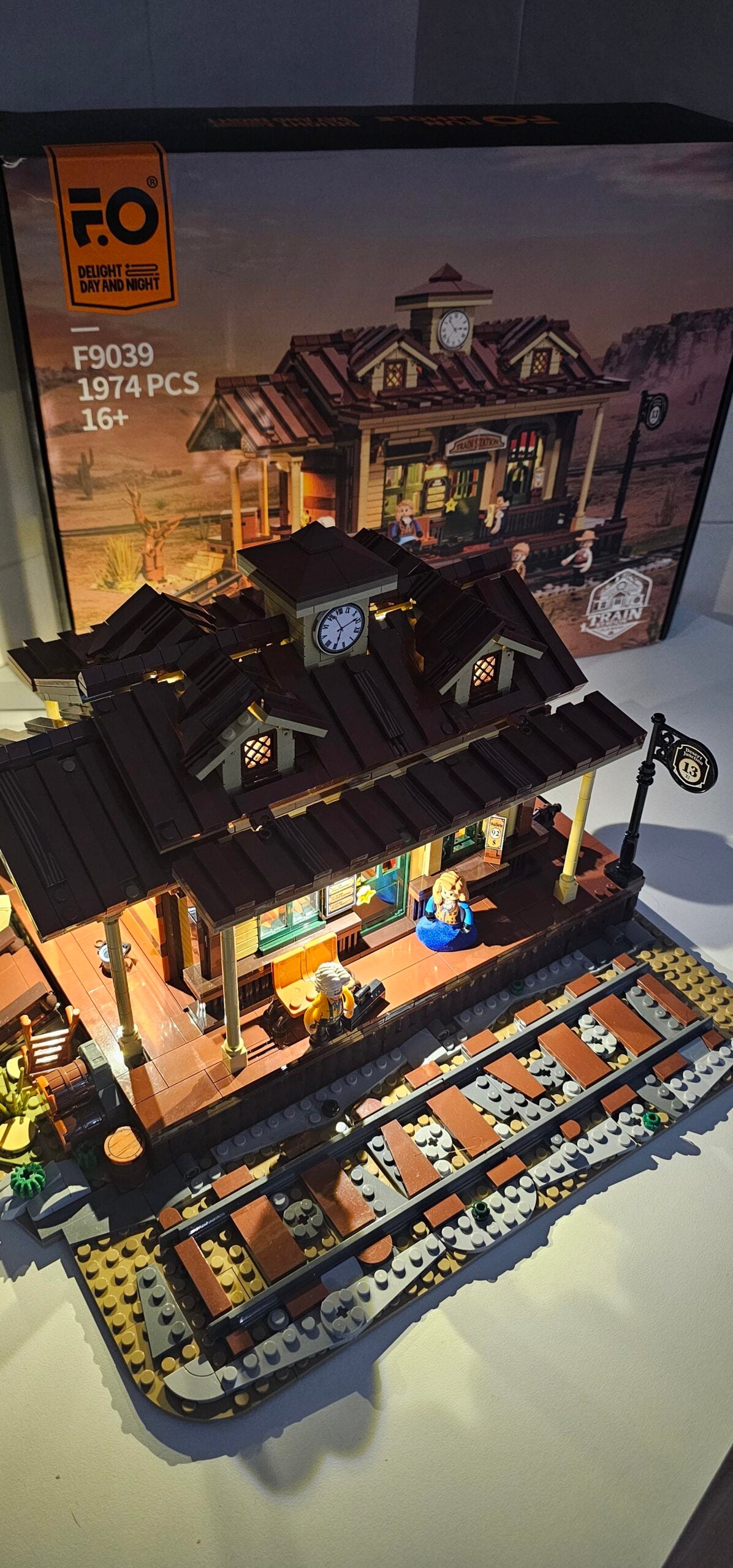 Lumibricks 14004 / F9039 - West Train Station - Bahnhof des Wilden Westens -USED-