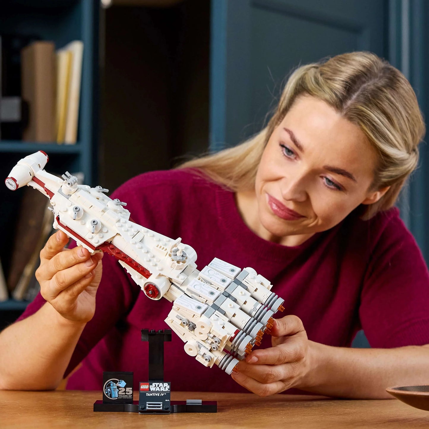 Tantive IV™ - 75376