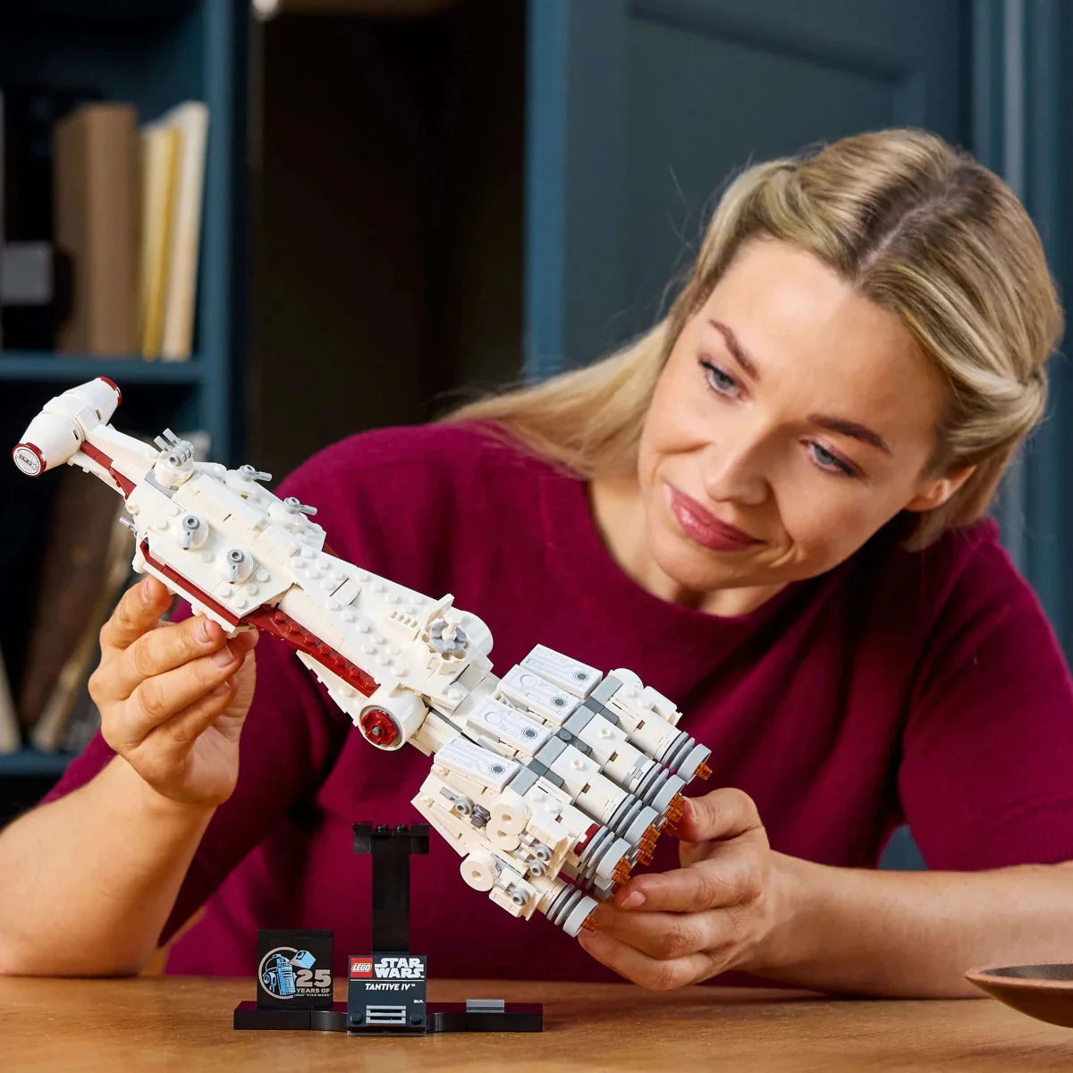 Tantive IV™ - 75376