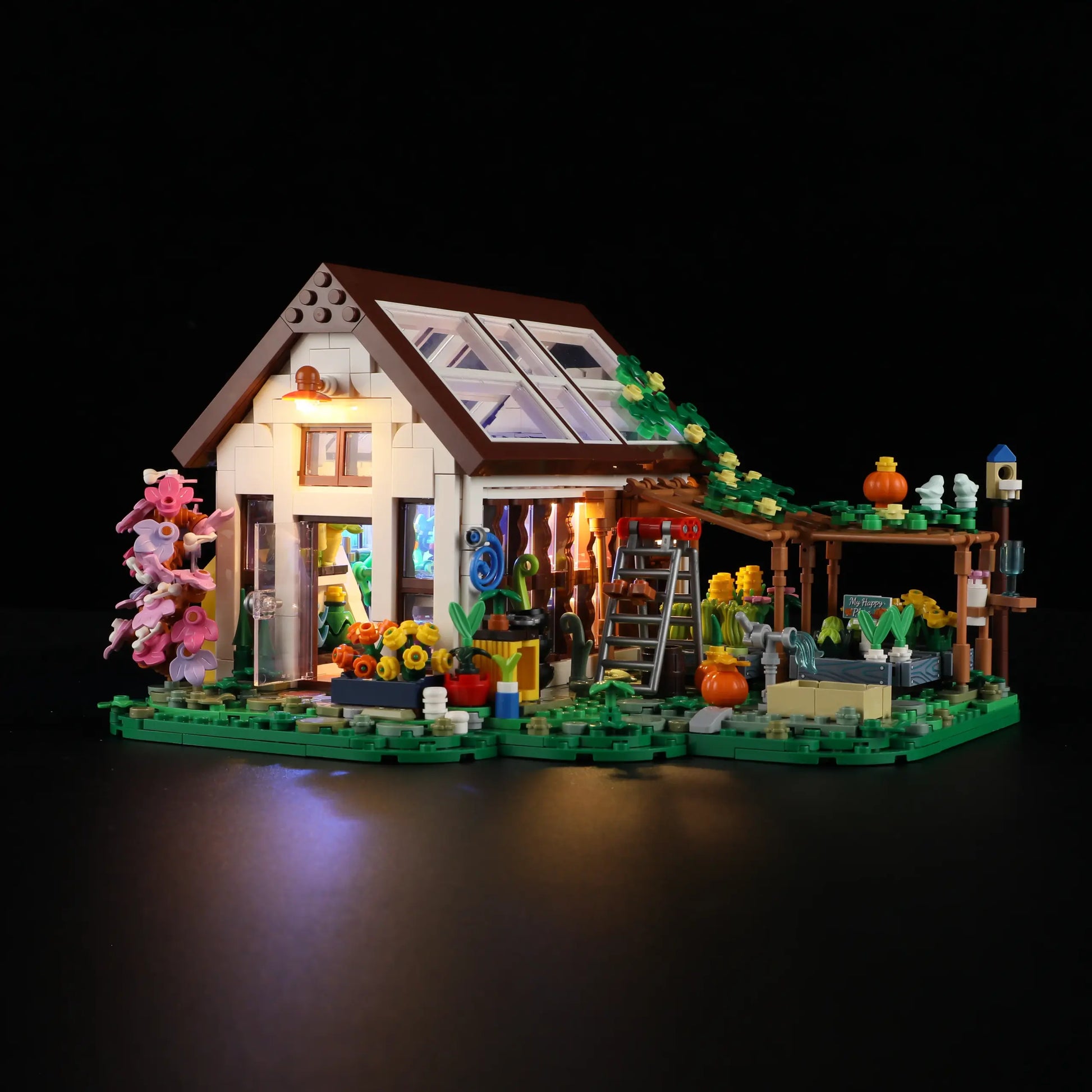 Lumibricks F9059 - Home Greenhouse - Heimgewächshaus