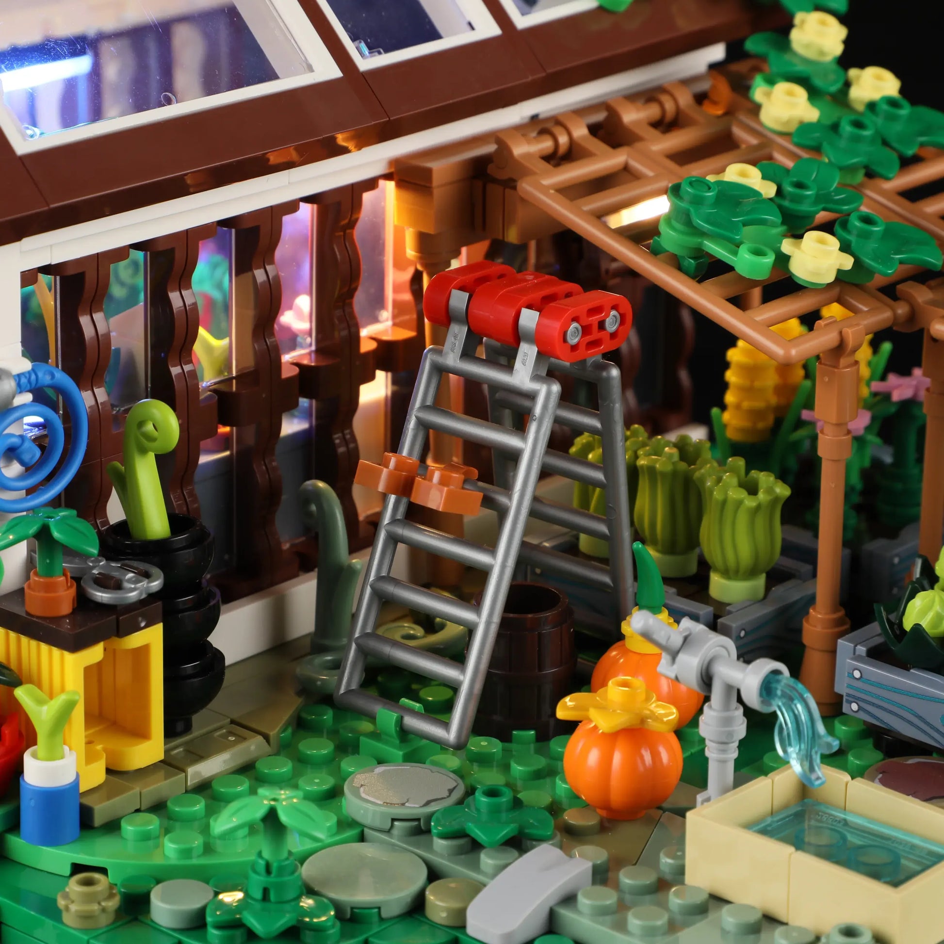Lumibricks F9059 - Home Greenhouse - Heimgewächshaus