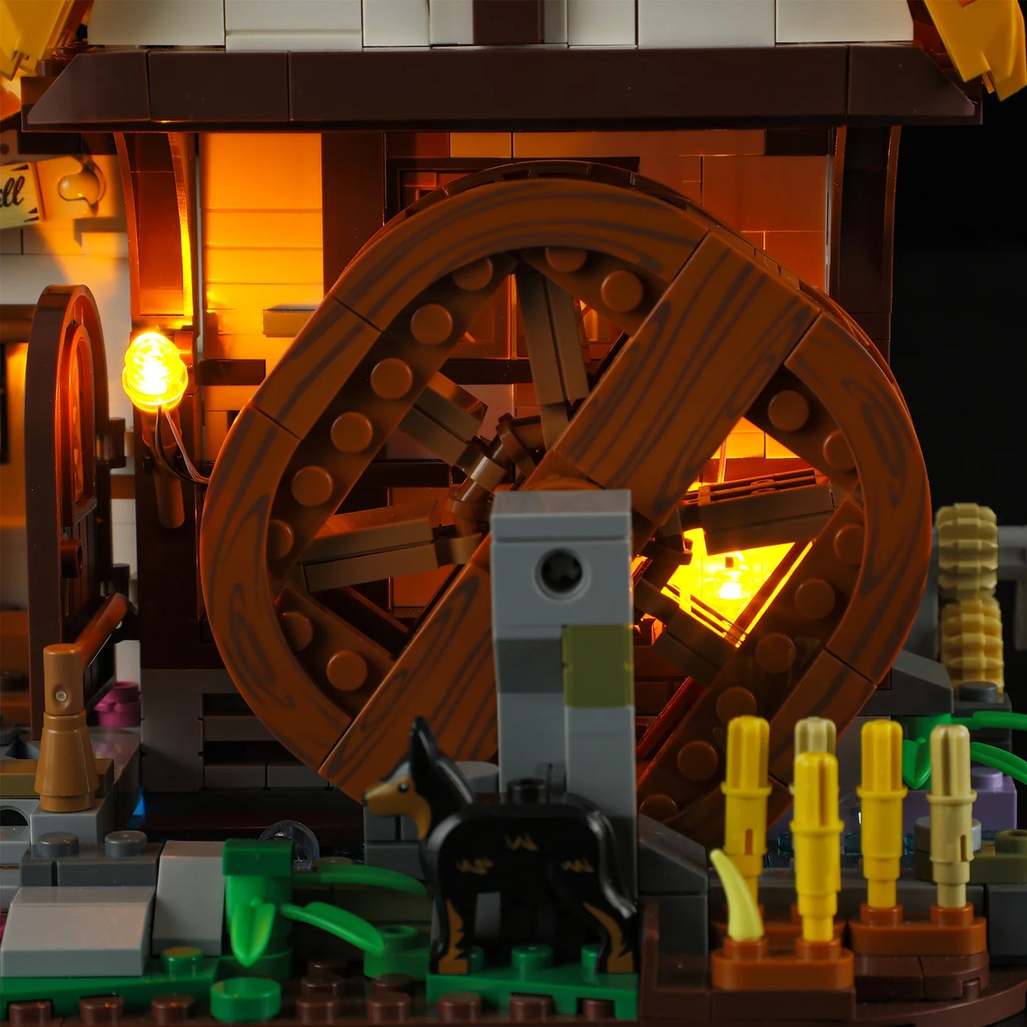 Lumibricks F9061 - Water Mill - Mittelalterliche Wassermühle