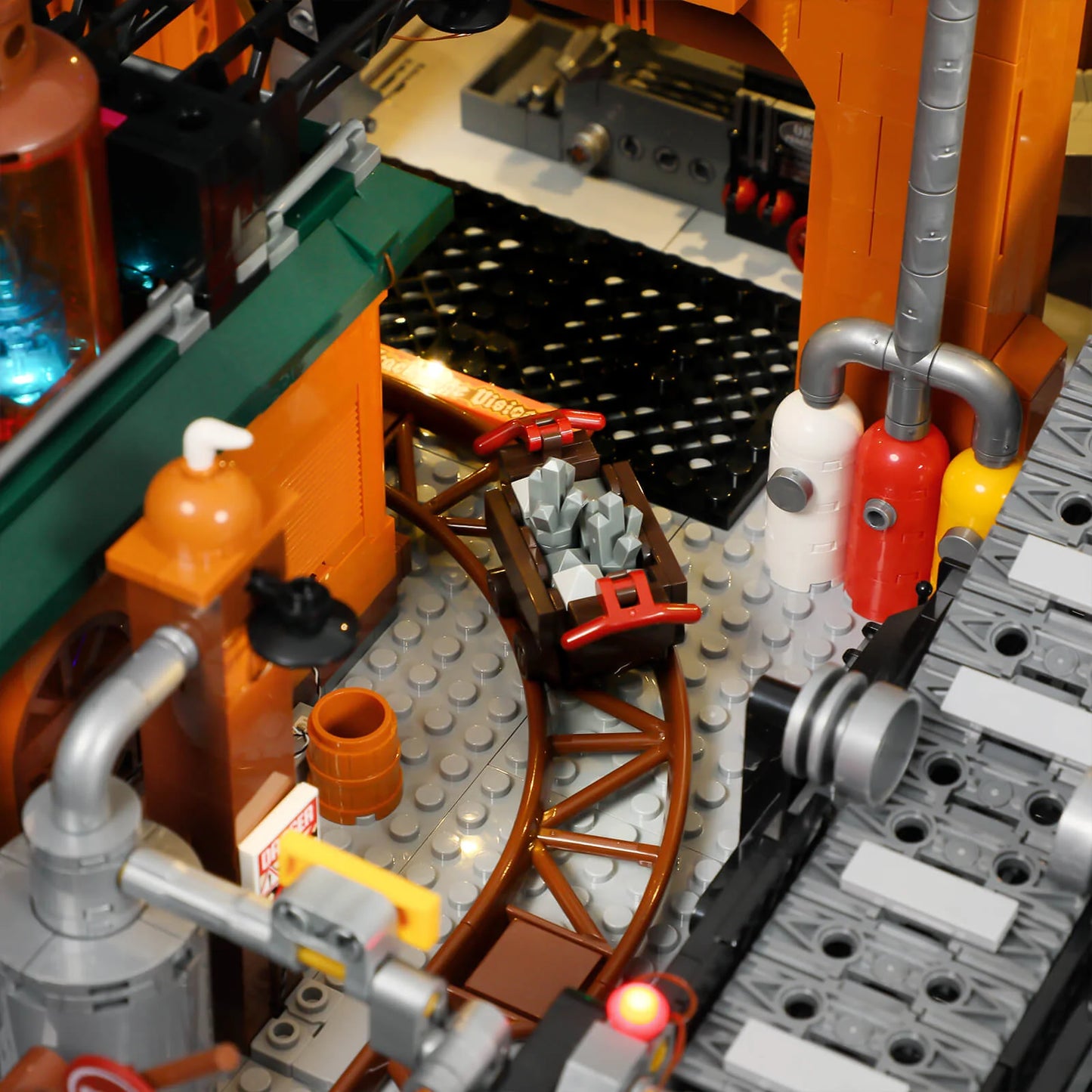 Lumibricks L9101 - Steampunk Ore Factory - Steampunk-Erzfabrik