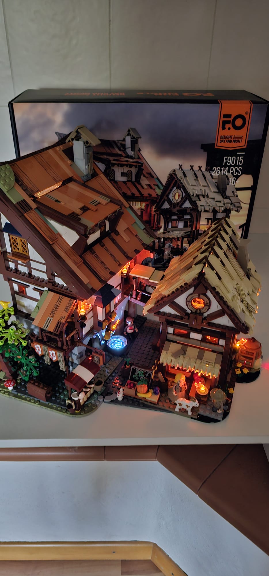 Lumibricks F9015 - Medieval Market - Mittelalterlicher Markt -USED-